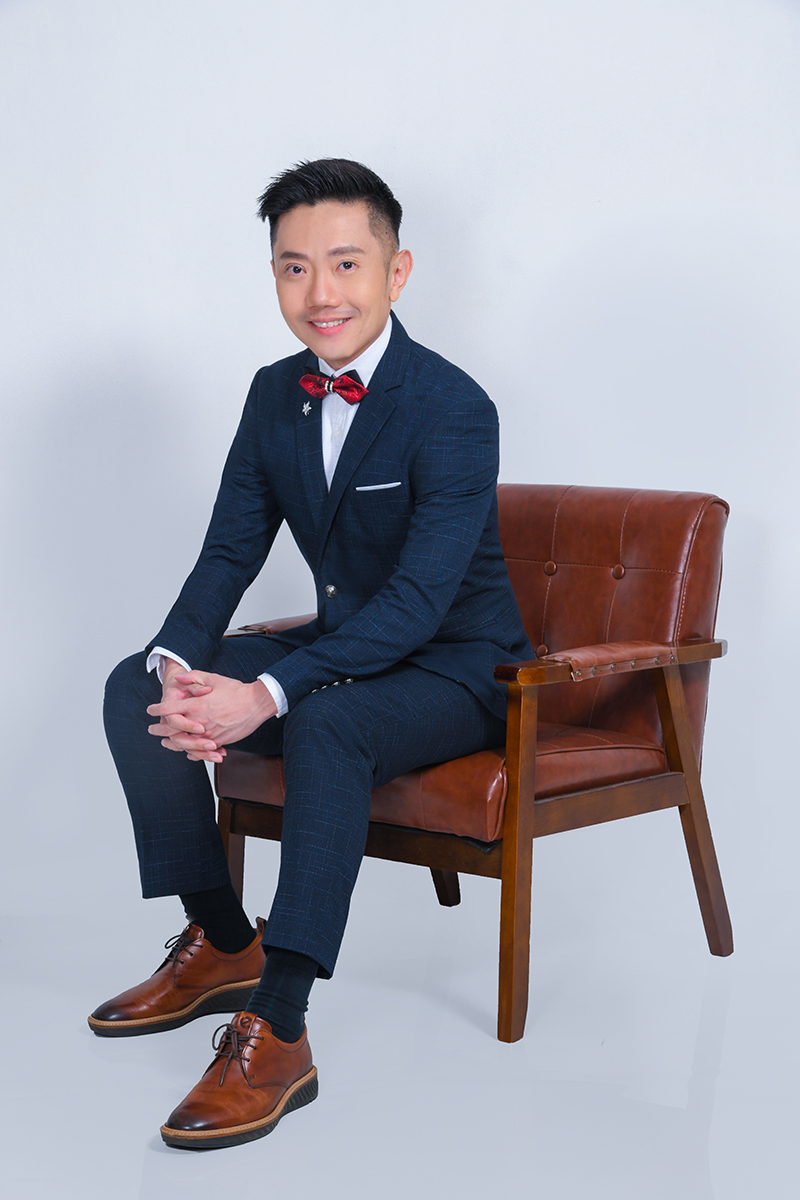 3 Daniel Chong Professional